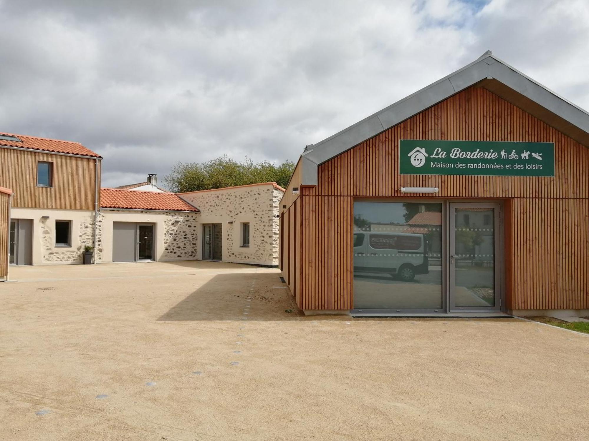 La Borderie - Maison Des Randonnees - Gite Etape - Gite De Groupe Vairé Quarto foto
